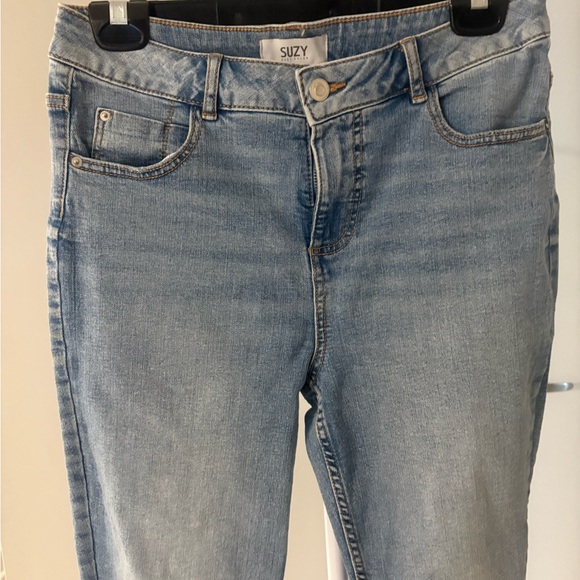 Suzy Shier Light Blue Straight-Leg Jeans - Picture 3 of 5